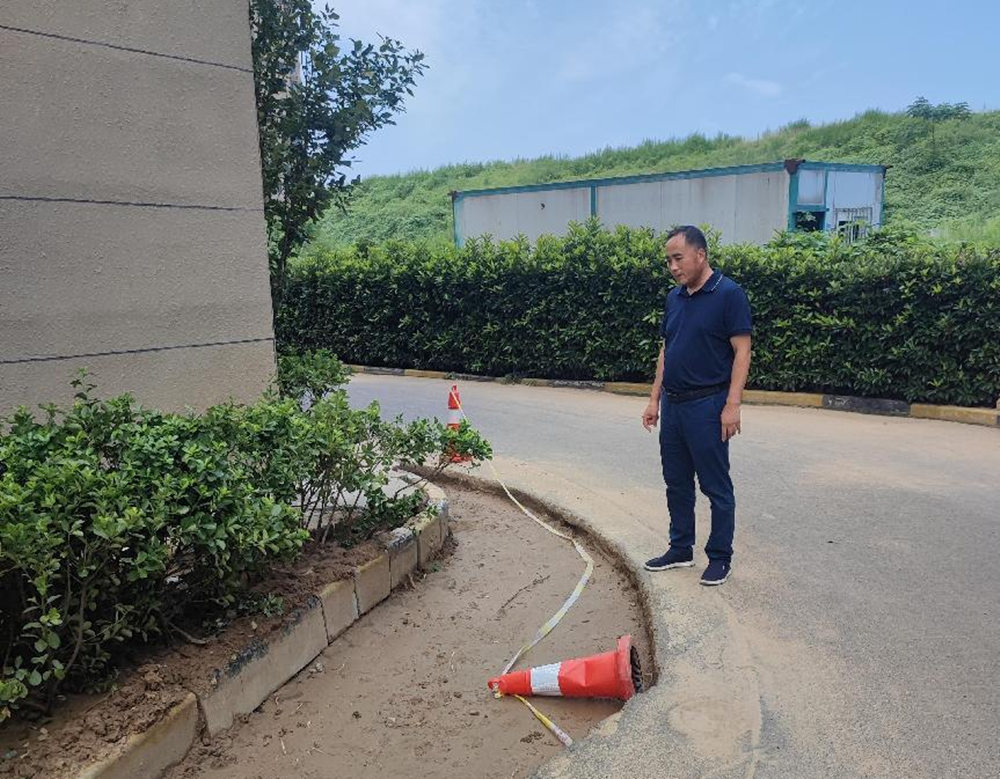 集團(tuán)公司黨委委員、副總經(jīng)理祁紅軍到柳林安置區(qū)檢查督導(dǎo)消防整改和驗收工作